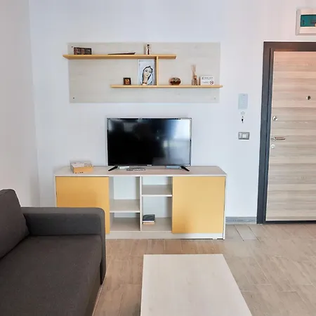 By Alz Apartment Năvodari